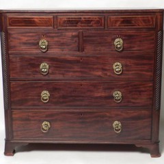 201308261150160.english-mahogany-chest-full[1]