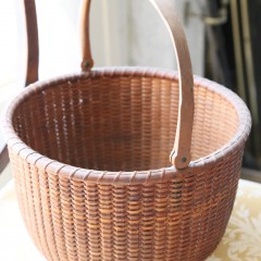 William Appleton Round Open Swing Handle Basket