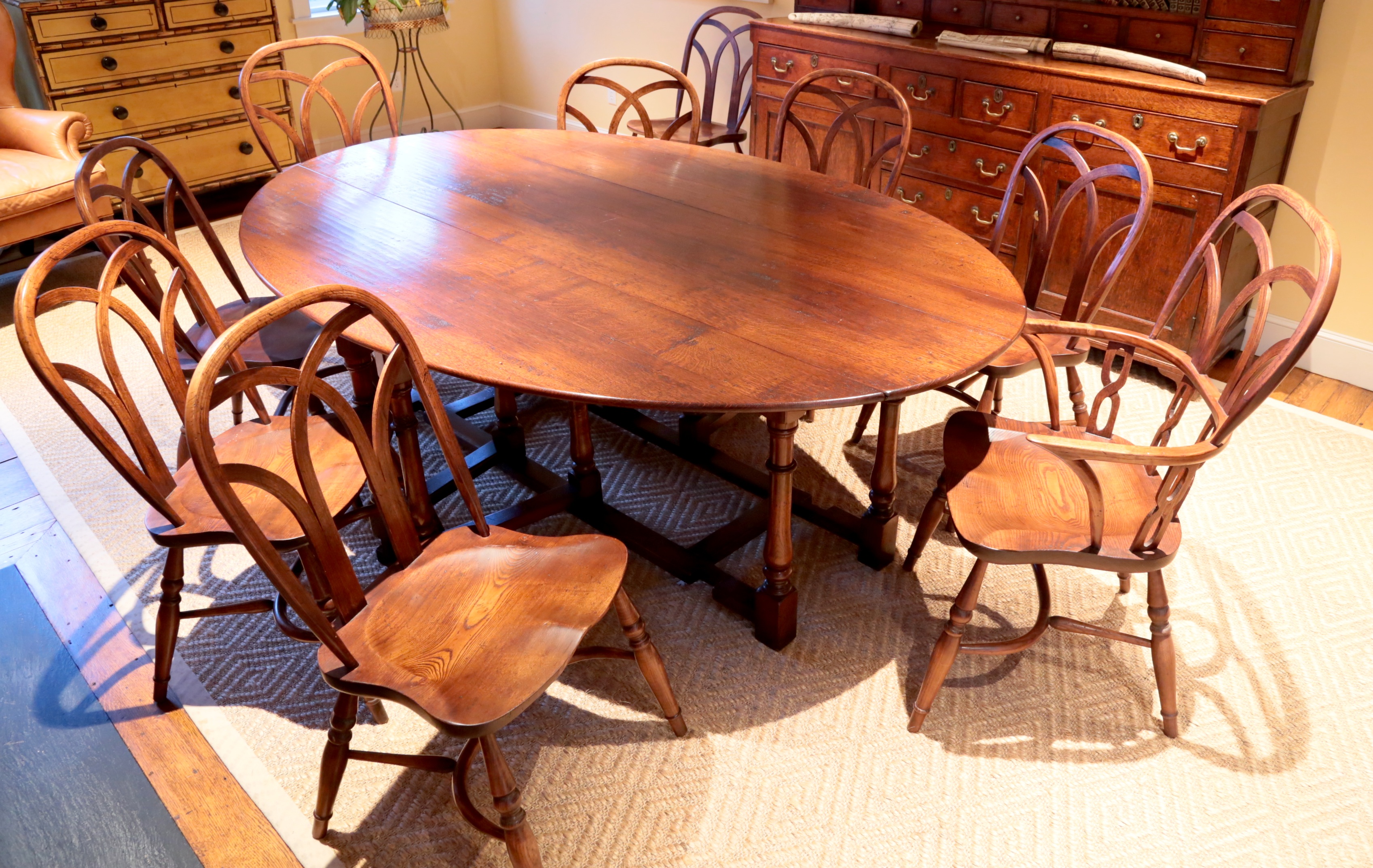  10 English Elm Windsor Dining Chairs & Gateleg Table Rafael Osona