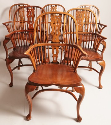 Set of Six English Elm Windsor Dining Chairs