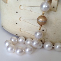 Fine Graduated White South Sea Pearls Necklace