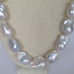 White Fresh Water Baroque Pearl Necklace