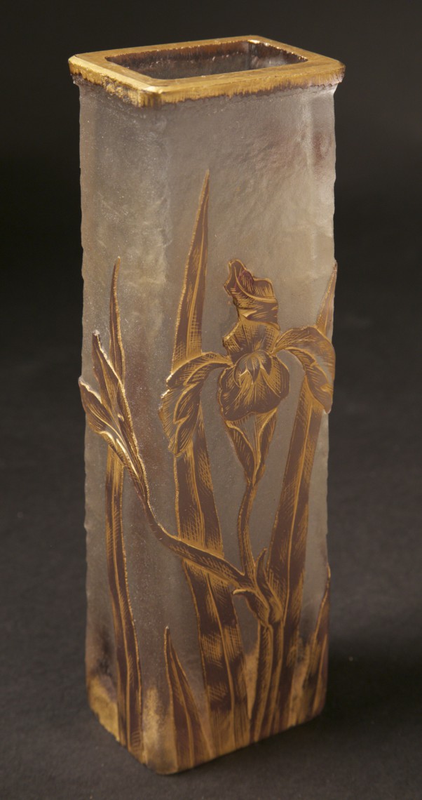 144-4135-Daum-Nancy-Vase-Edit-