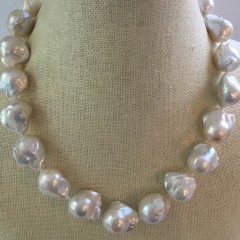 Fine 18mm - 22mm White Fresh Water Baroque Pearl Necklace