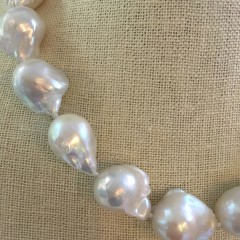 Fine 18mm – 22mm White Fresh Water Baroque Pearl Necklace