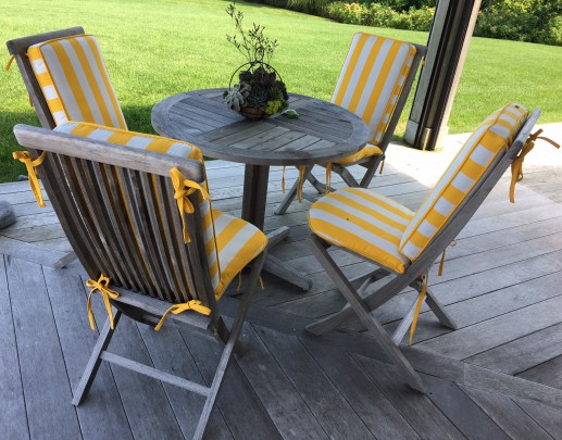 Round Teak Breakfast Table and Four Chairs