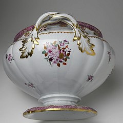 Chinese Export Famille Rose Tureen and Cover on Stand