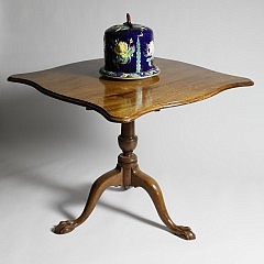 Tilt Top Tea Table