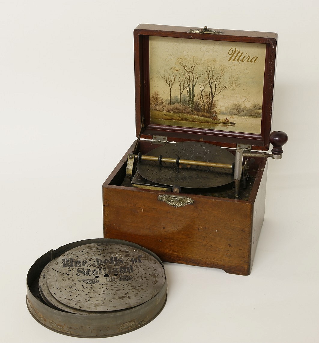 Regina Music Box Antique Regina Music Box Rafael Osona Auctions Nantucket, MA