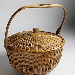 Arthur D Williams Rare Covered Nantucket Basket with Swing Handle