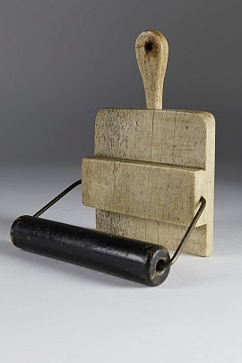 Whaleman Crafted Whalebone Paper Dispenser, 19th c.,