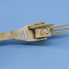 Whale Ivory and Baleen Whaler Made 2-Wheel Pie Crimper