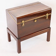 Decanter Box