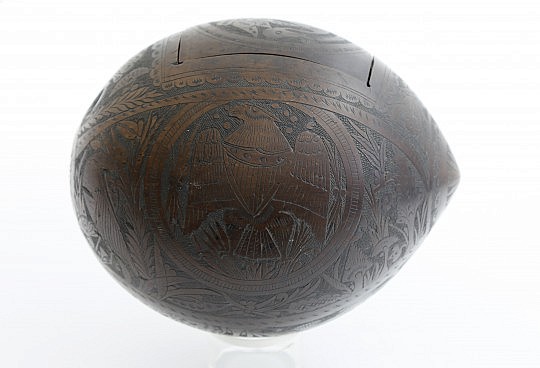 Carved American Coconut Box