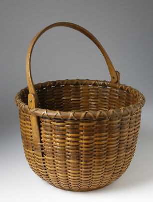 Rowland Folger Round Open Swing Handle Nantucket Basket