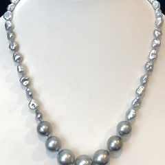 39440 Tahitian Pearl Necklace with Keshi