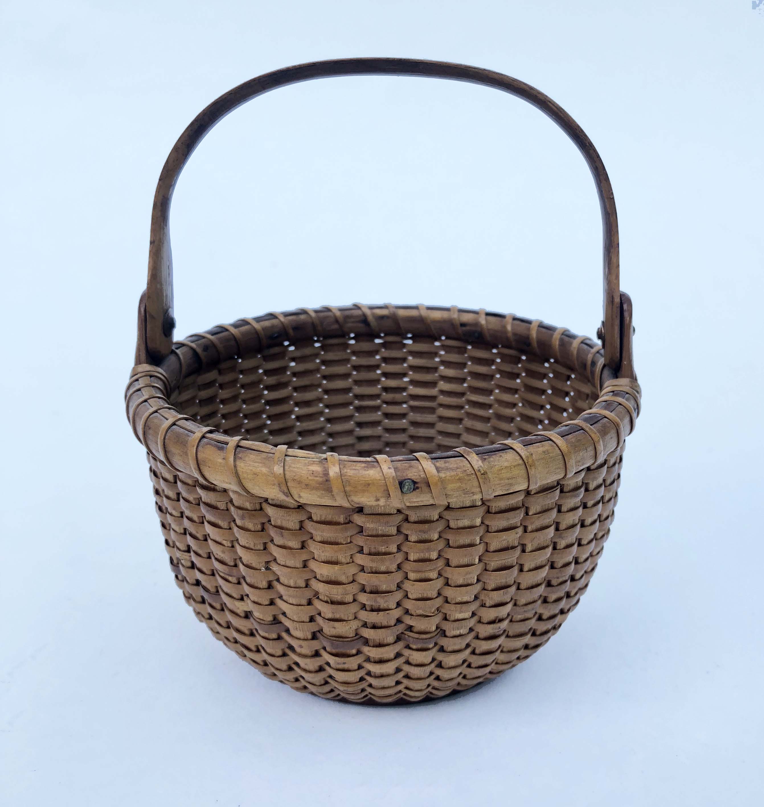 Nantucket Basket Petite Round Open Swing Handle Nantucket Basket