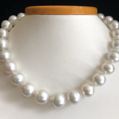 1-3376 Baroque Pearl Necklace