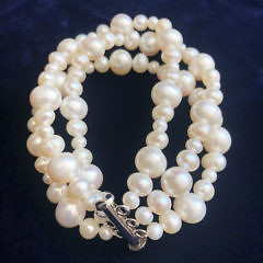 40889 Pearl Bracelet