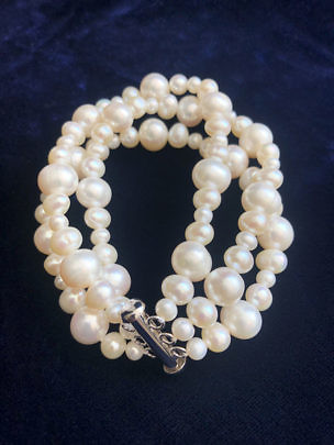 40889 Pearl Bracelet