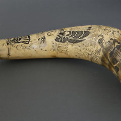 19-3102 Scrimshaw Powder Horn A_MG_3291