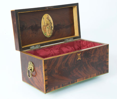 2230-955 Rosewood Brittania Inlaid Box_MG_2960