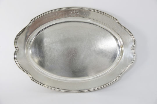 3-4782 Sterling Silver Hepplewhite Platter_MG_2752