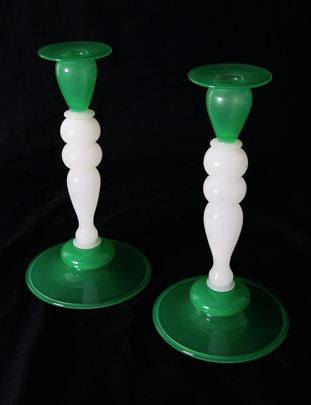 41037 Steuben Jade Green and White Candlesticks_MG_2637