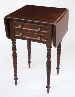 41054 Mahogany Sheraton 2 Drawer Stand_MG_2591