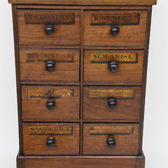 41060 Apothecary Chest Front_MG_2690