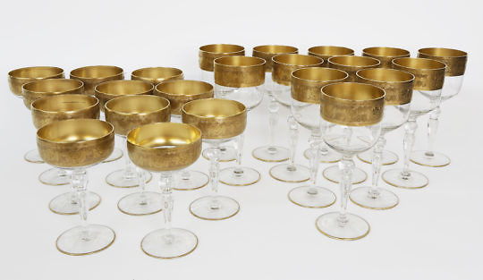 9-4786 Gilt Stemware A_MG_3360