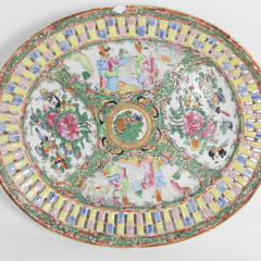 Chinese Export Rose Medallion Porcelain Reticulated Oval Chestnut Basket on Stand, 19th Century