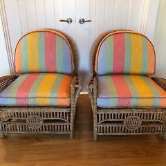 107-4803 Pair Vintage Wicker Armchairs IMG_1178