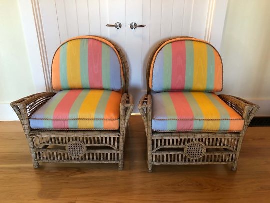 107-4803 Pair Vintage Wicker Armchairs IMG_1178