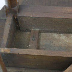 American Queen Anne Walnut Drop Leaf Table, circa 1760