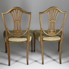 Pair of English Hepplewhite Mahogany Shield-Back Dining Chairs, circa 1800