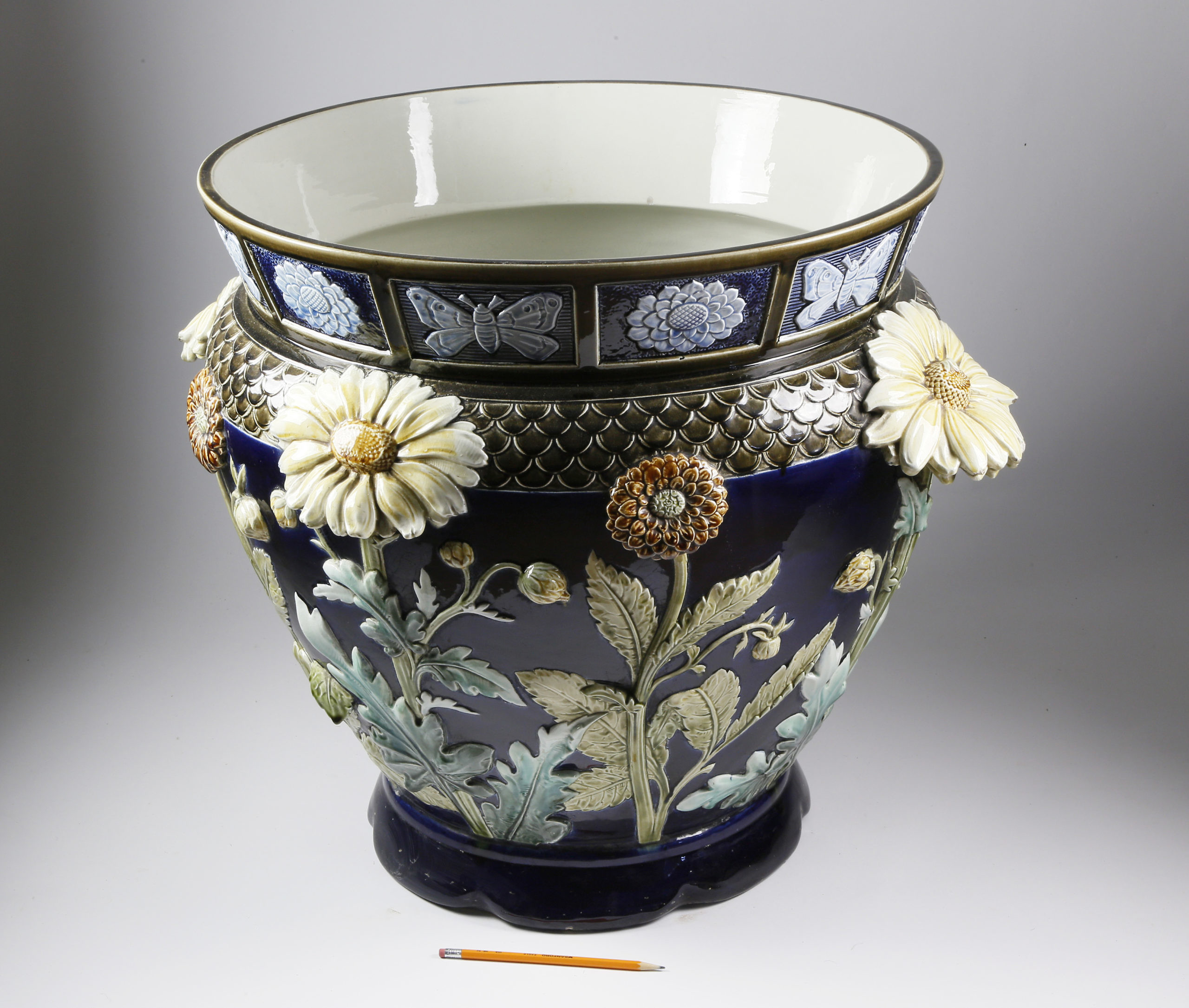 58-4795-Majolica-Jardiniere-