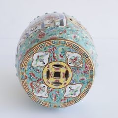 Chinese Mandarin Pattern Petite Porcelain Garden Stool, late 19th Century