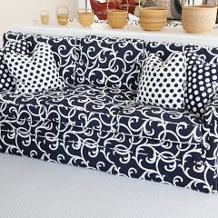 7-4803 Navy Blue White Swirl Sofa_MG_3785 copy