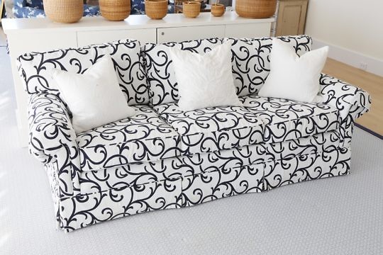 8-4803 White With Navy Swirl Sofa A_MG_3806 copy