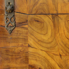 George II Oyster Walnut Veneered Tabletop Cabinet, mid 18th Century