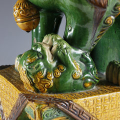 Chinese Ceramic Foo Lion and Cub