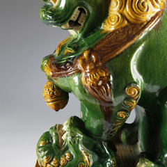 Chinese Ceramic Foo Lion and Cub