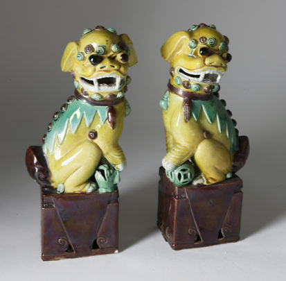 128-4900 Pair Asian Porcelain Foo Dogs A_9805