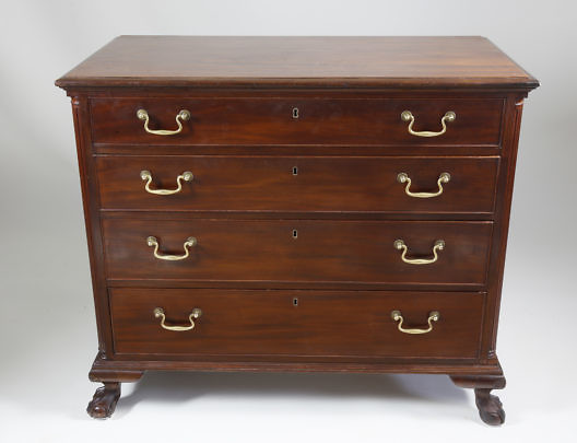 322-3771 Chippendale Mahogany Chest of Drawers A_MG_9183