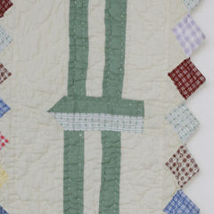 1930s Floral Applique and Geometric Patchwork Quilt