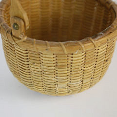 Nest of 7 Arthur R. Martin Oversized Nantucket Round Swing Handle Baskets