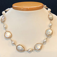 41314-101 baroque pearl wrapped wire necklace B IMG_4040