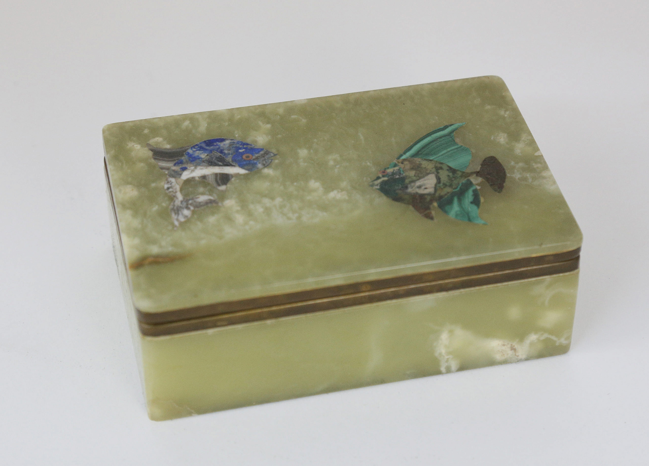 Alabaster Malachite Lapis Lazuli Shell Box - Vintage Alabaster Box with Inlaid Fish Decoration - Rafael Osona Auctions Nantucket, MA Alabaster Malachite Lapis Lazuli Shell Box - Vintage Alabaster Box with Inlaid Fish Decoration - Rafael Osona Auctions Nantucket, MA