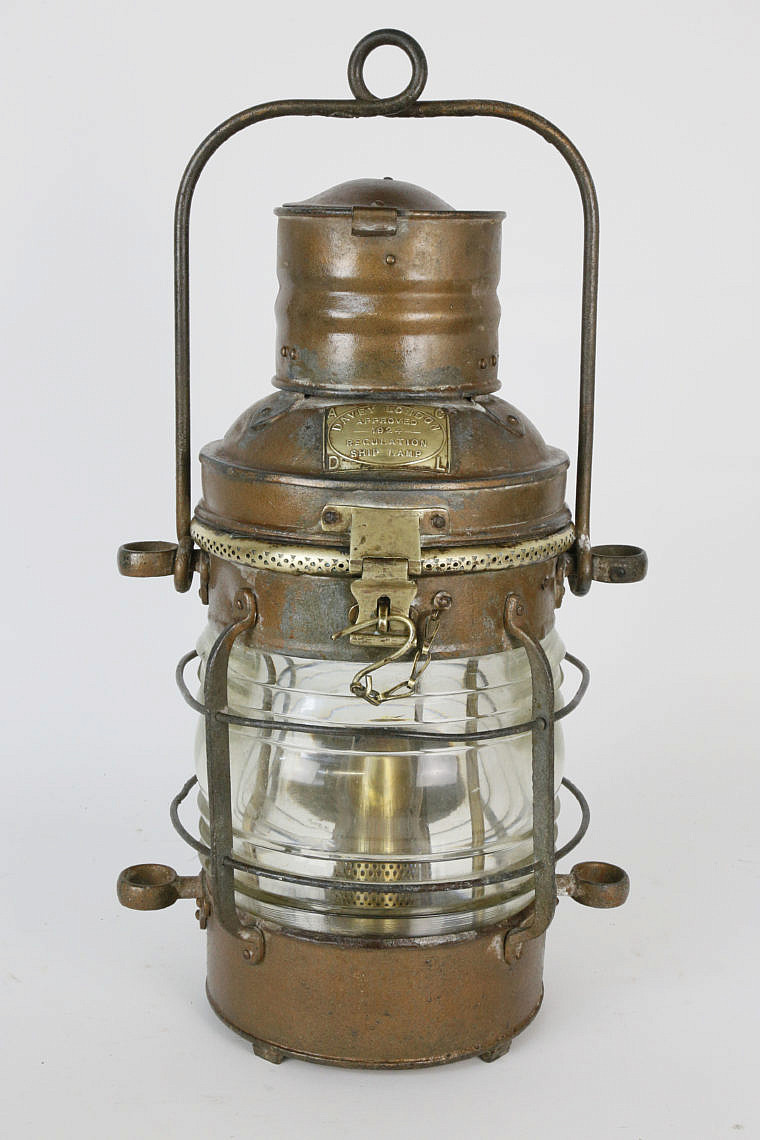 Had ley 1760 レプリカ London 1560-54-Ship-Lamp-A_MG_5883-